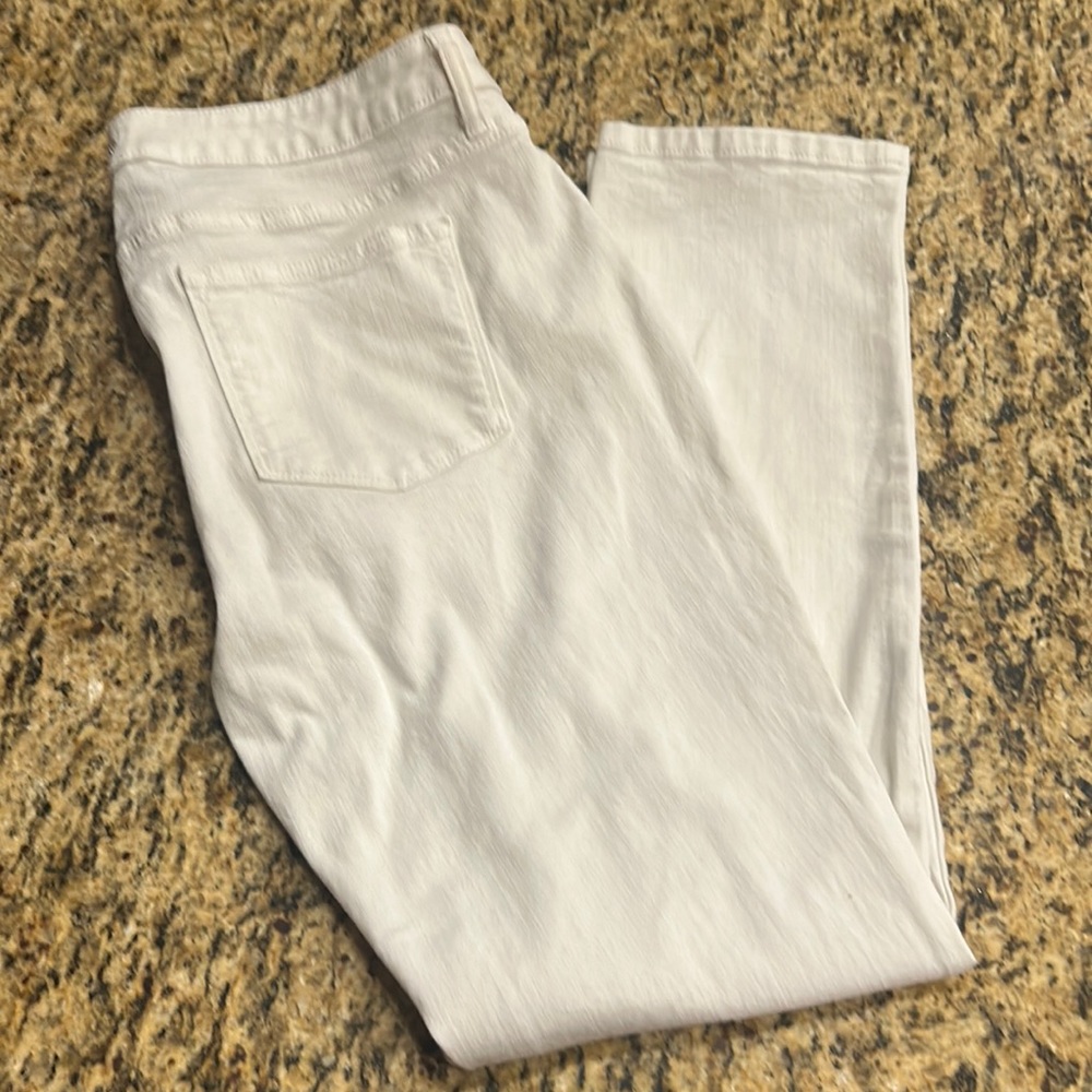 Sonoma straight leg, white jeans, size 14, EUC | offer in description